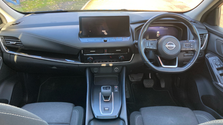 Nissan Qashqai 1.3 DiG-T MH 158 N-Connecta 5dr Xtronic Petrol Hatchback